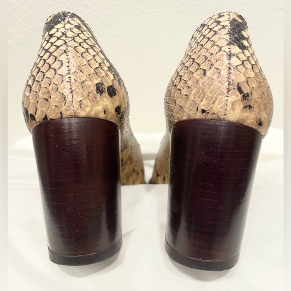 TORY BURCH Snakeskin Leather Neutral Black and Tan Heeled Buckle Loafers Size 8M - Picture 5 of 7